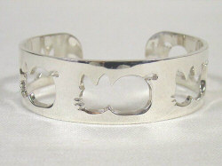 ���N���b�N����Ɗg�債�܂�