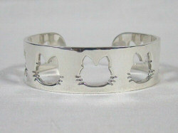 ���N���b�N����Ɗg�債�܂�