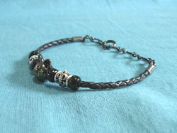 ���N���b�N����Ɗg�債�܂�