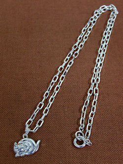 ���N���b�N����Ɗg�債�܂�