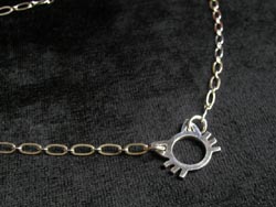 ���N���b�N����Ɗg�債�܂�