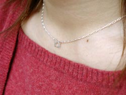 ���N���b�N����Ɗg�債�܂�