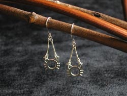 ���N���b�N����Ɗg�債�܂�