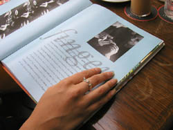 ���N���b�N����Ɗg�債�܂�