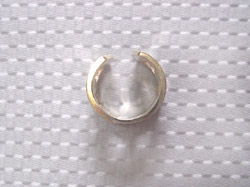 ���N���b�N����Ɗg�債�܂�