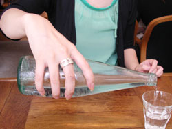 ���N���b�N����Ɗg�債�܂�