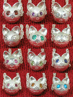 ���N���b�N����Ɗg�債�܂�