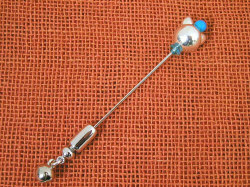 ���N���b�N����Ɗg�債�܂�