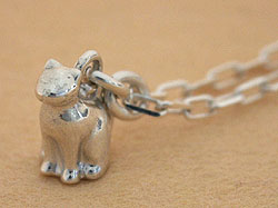 ���N���b�N����Ɗg�債�܂�