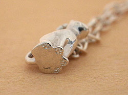 ���N���b�N����Ɗg�債�܂�