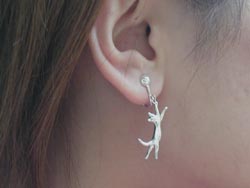 ���N���b�N����Ɗg�債�܂�